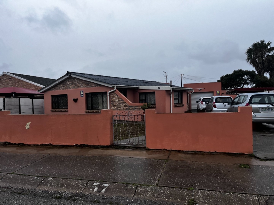 3 Bedroom Property for Sale in Algoa Park Eastern Cape